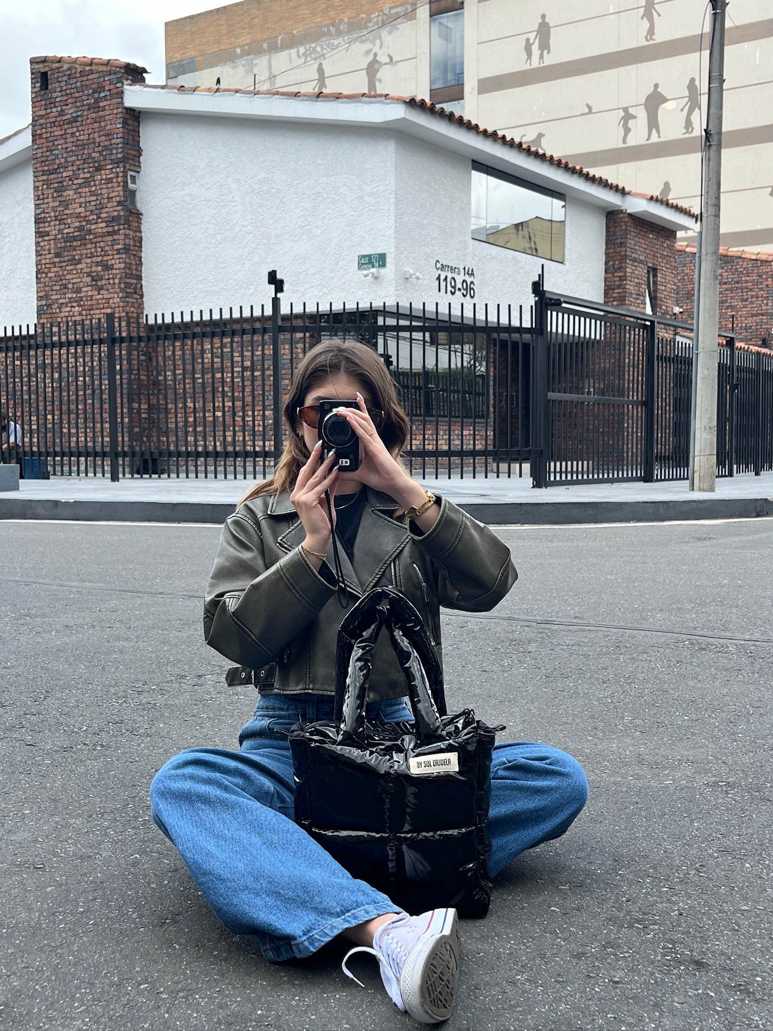 Midi Bag Charol Negro