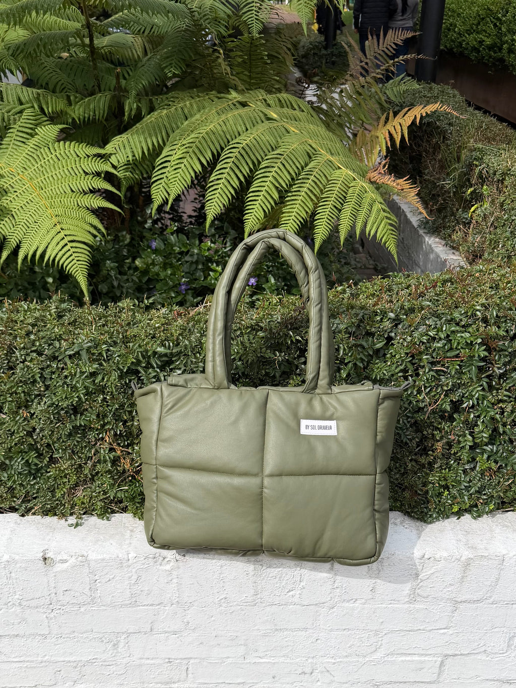 Maxi Bag cuerina verde oliva